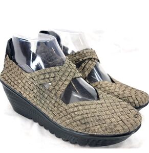 Bernie Mev BM Mary Jane Wedge Shoes Size (US 8) Metallic Bronze Stretch